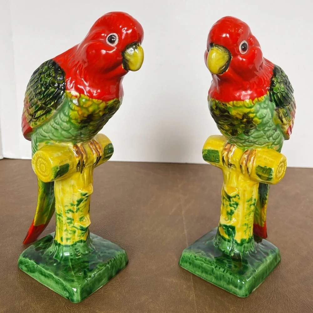 Vintage Retro Rainforest Ceramic Parrot Planter
